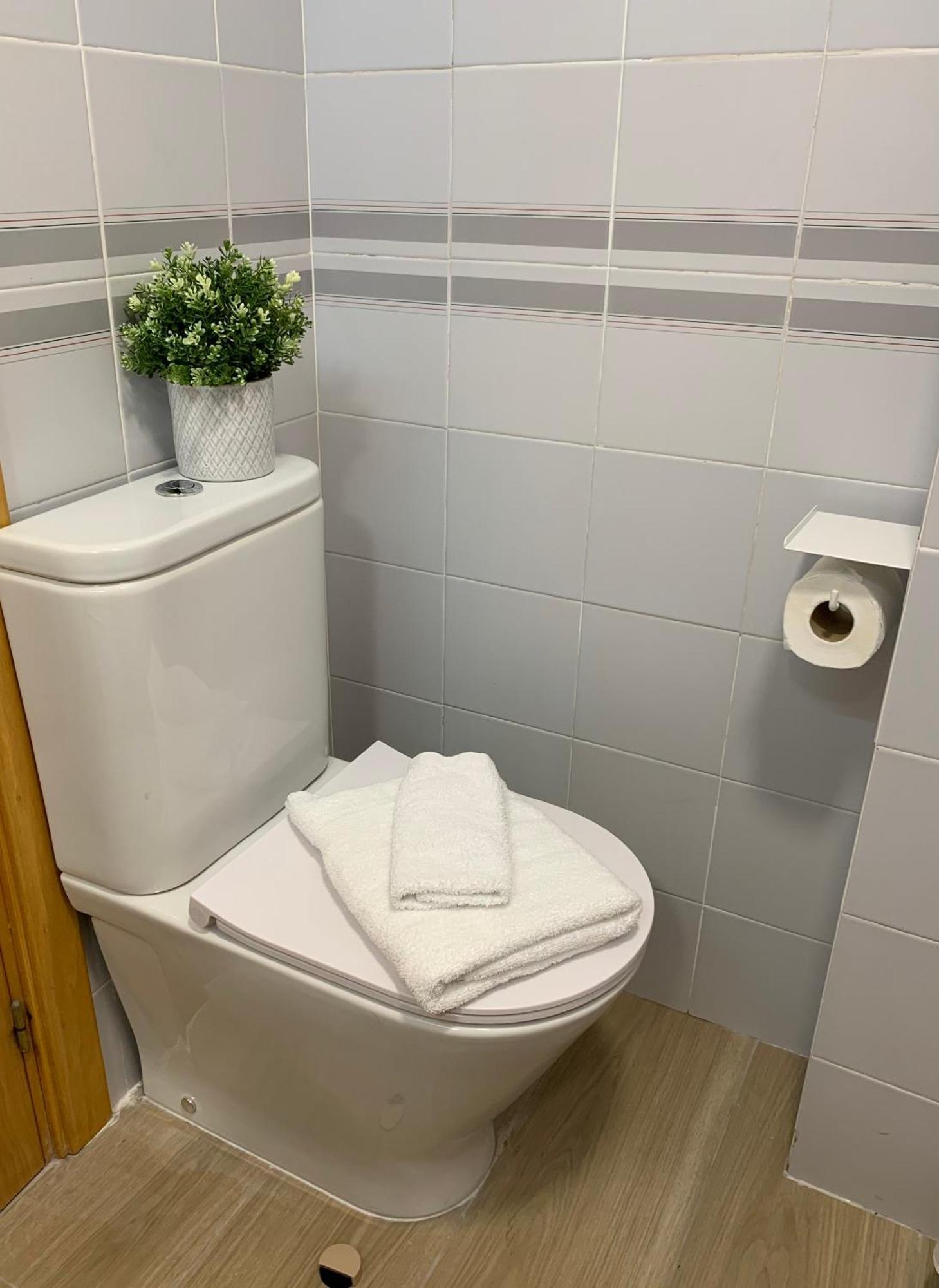 Apartamento Con Vistas Al Mar - Wifi - Aire Acondicionado Empuriabrava Buitenkant foto